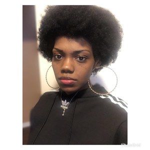 Meet your Posher, Khadijah